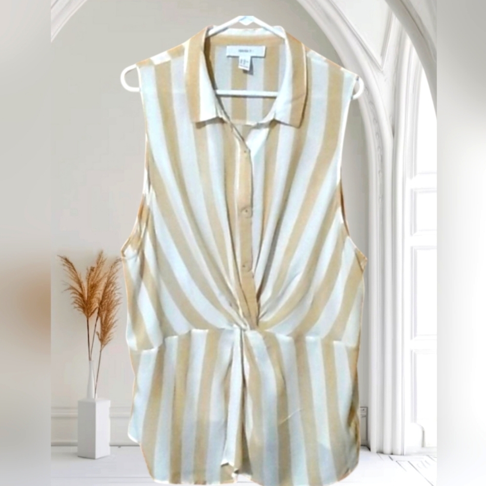 Forever 21 Striped Sleeveless Blouse